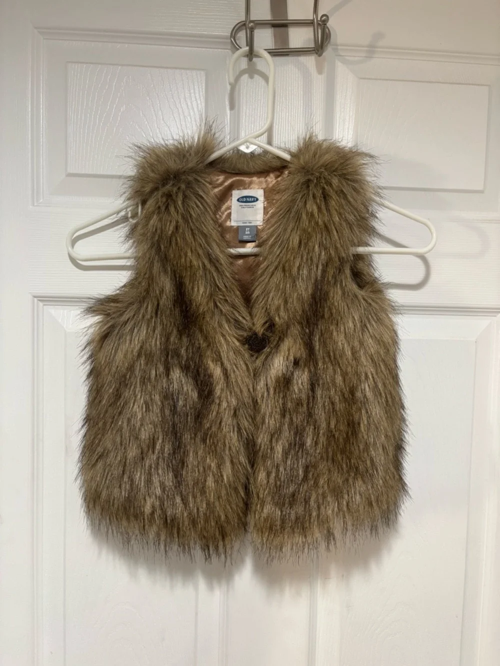 OLD NAVY Faux Fur Lined Vest in Brown